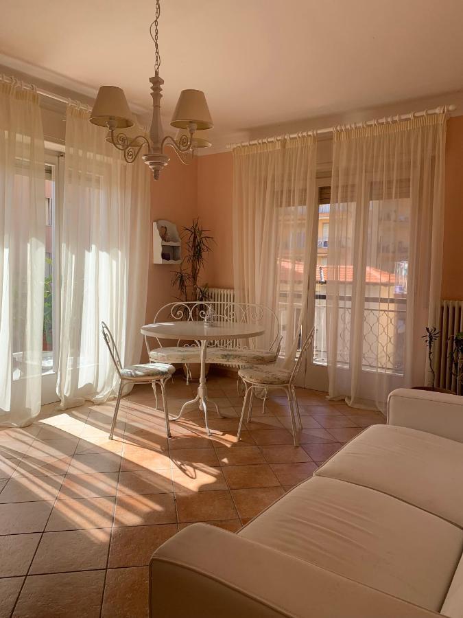 Casa Viola Vicino Al Mare By Smart-Home Vallecrosia Esterno foto